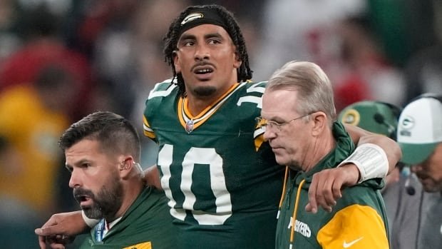 Packers QB Love has MCL injury, should return this season: reports