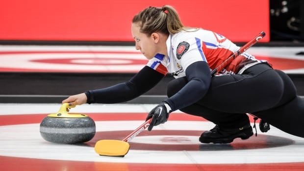 Rachel Homan downs Kayla Skrlik to win PointsBet Invitational title in Calgary