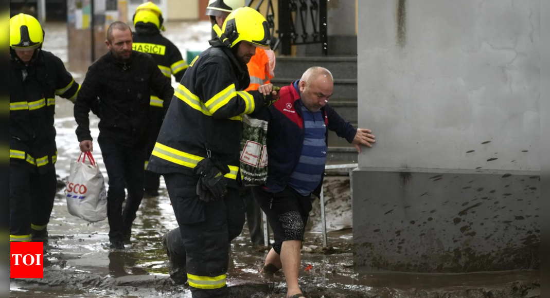 Rising floodwaters trigger evacuations in Czech Republic and Poland