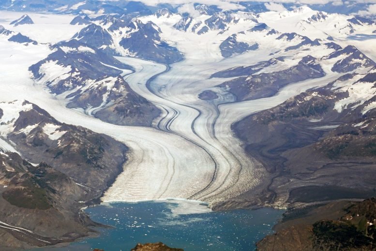 Vanishing Vistas: The Stark Decline of Alaska’s Columbia Glacier