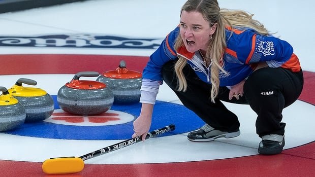 Chelsea Carey's 3-member team exits Charlottetown Grand Slam event with 1-3 mark