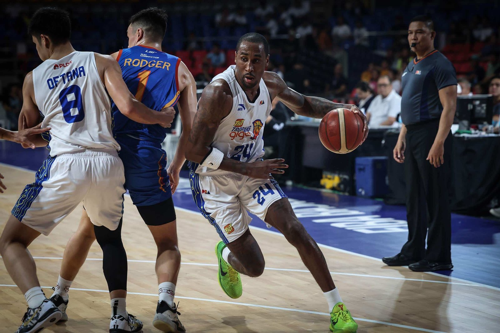 TNT import Rondae Hollis-Jefferson during the PBA Governors' Cup quarterfinals game against NLEX Road Warriors.