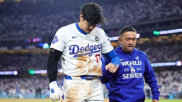 Dodgers star Ohtani will play Game 3 of World Series despite shoulder injury, per report