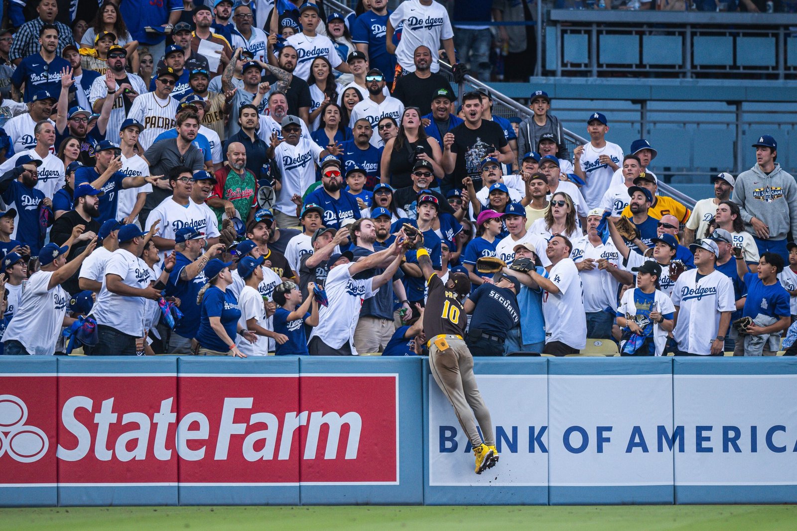 Jurickson Profar Got In Dodgers Fans' Heads