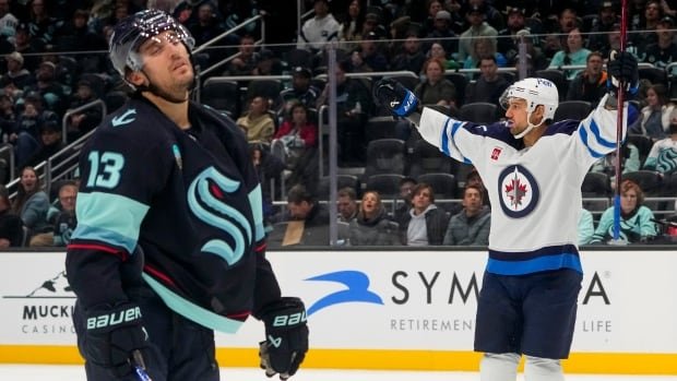 Make it 7 straight: Winnipeg Jets keep rolling undefeated, edging Seattle in O/T