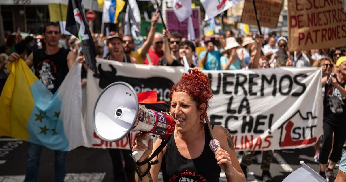 Panic in Spain as new stat shows anti-tourism protests have failed | World | News