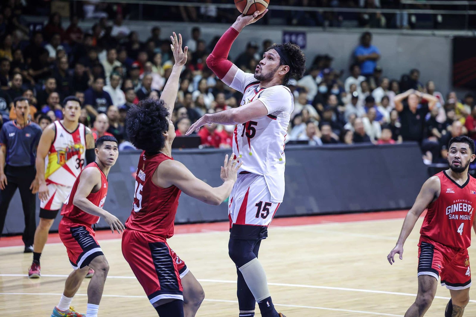 ‘San Miguel basketball’ stops Ginebra ‘Never Say Die’ spirit