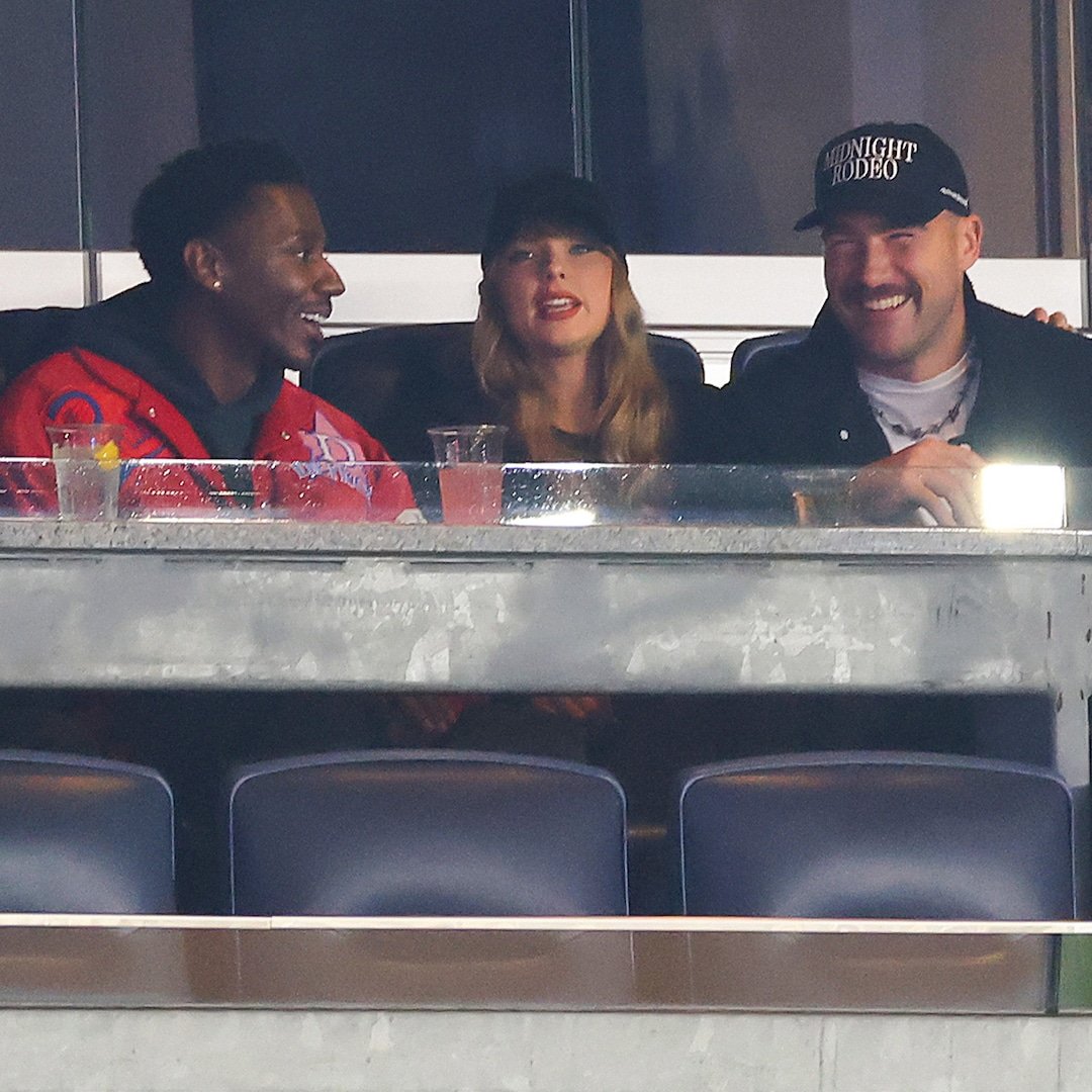 See Taylor Swift and Travis Kelce at Yankees-Cleveland Game