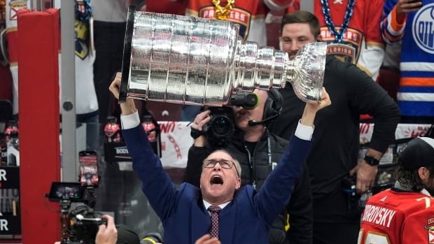 Stanley Cup champion Panthers and coach Paul Maurice agree to contract extension