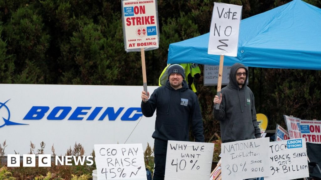 Striking Boeing workers reject 35% pay rise offer