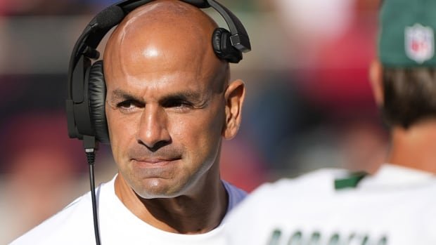 Struggling Jets turf head coach Robert Saleh 5 games into season: report