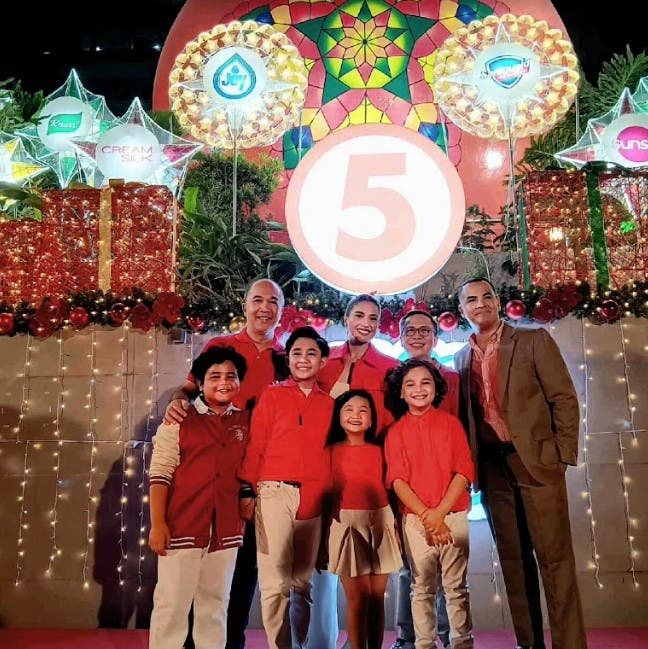 TV5 Highlights ‘Hatid-Saya ang Paskong Kapatid’ in Christmas Red Ball Lighting Ceremony