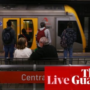 Australia politics live: Sydney train strike called off; Shorten takes aim at ‘zealous fringe’ in farewell speech | Australia news