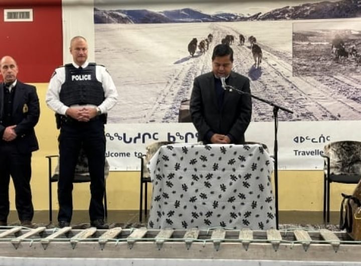 Canadian government apologizes to Inuit in Nunavik for mass killing of sled dogs