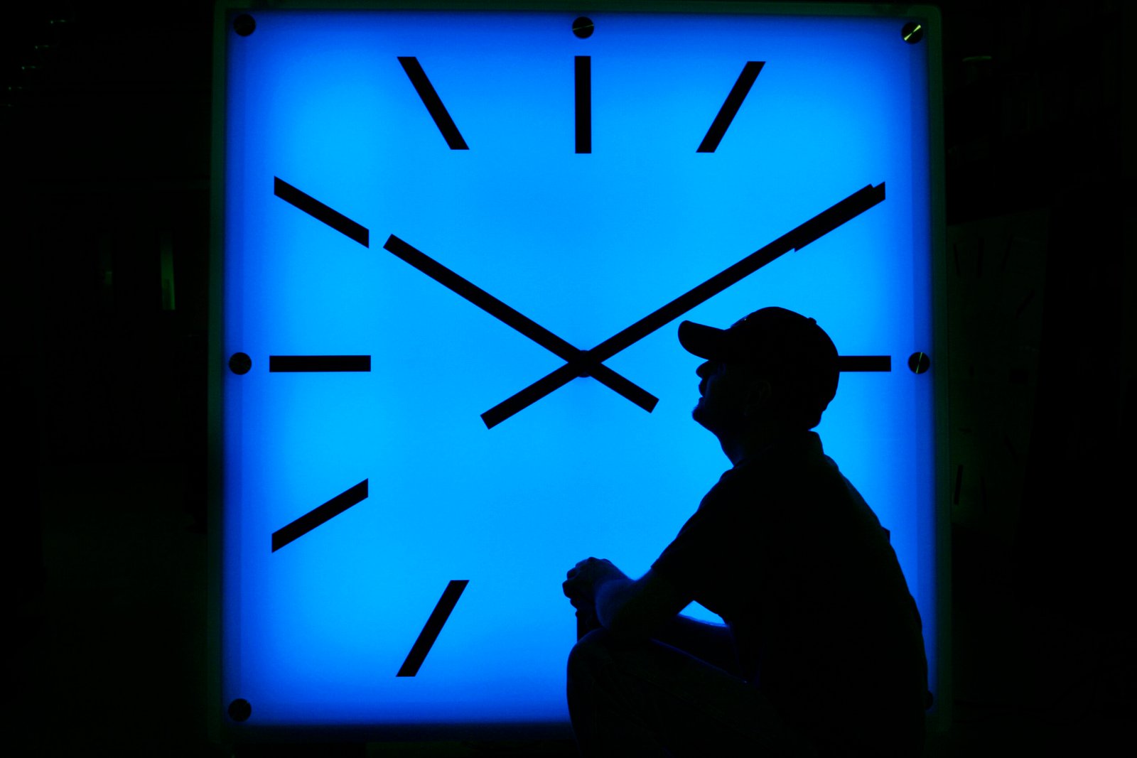 Daylight saving time ends Sunday. Time to 'fall back' an hour