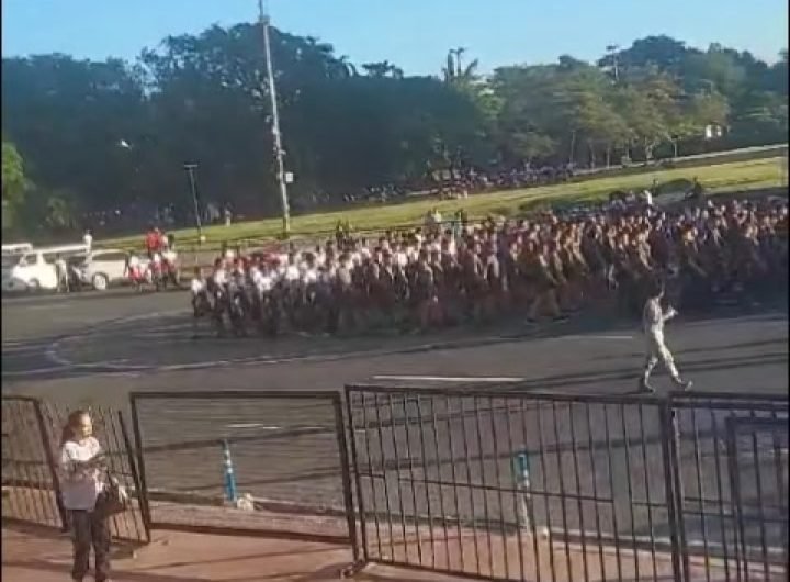 Live performance by the Philippine Army Band during Alay Lakad 2024. | Video via Pat Santos