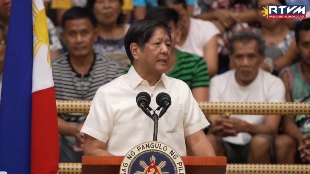 Marcos OKs release of 25 kg rice to military, uniformed personnel