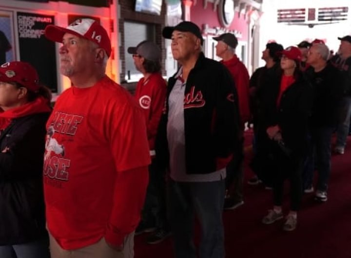 Reds honour Pete Rose with 14-hour visitation at Cincinnati's Great American Ball Park