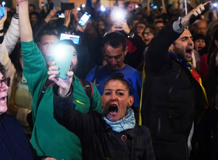 Regional Spanish leader who botched flood response faces another big march demanding his resignation