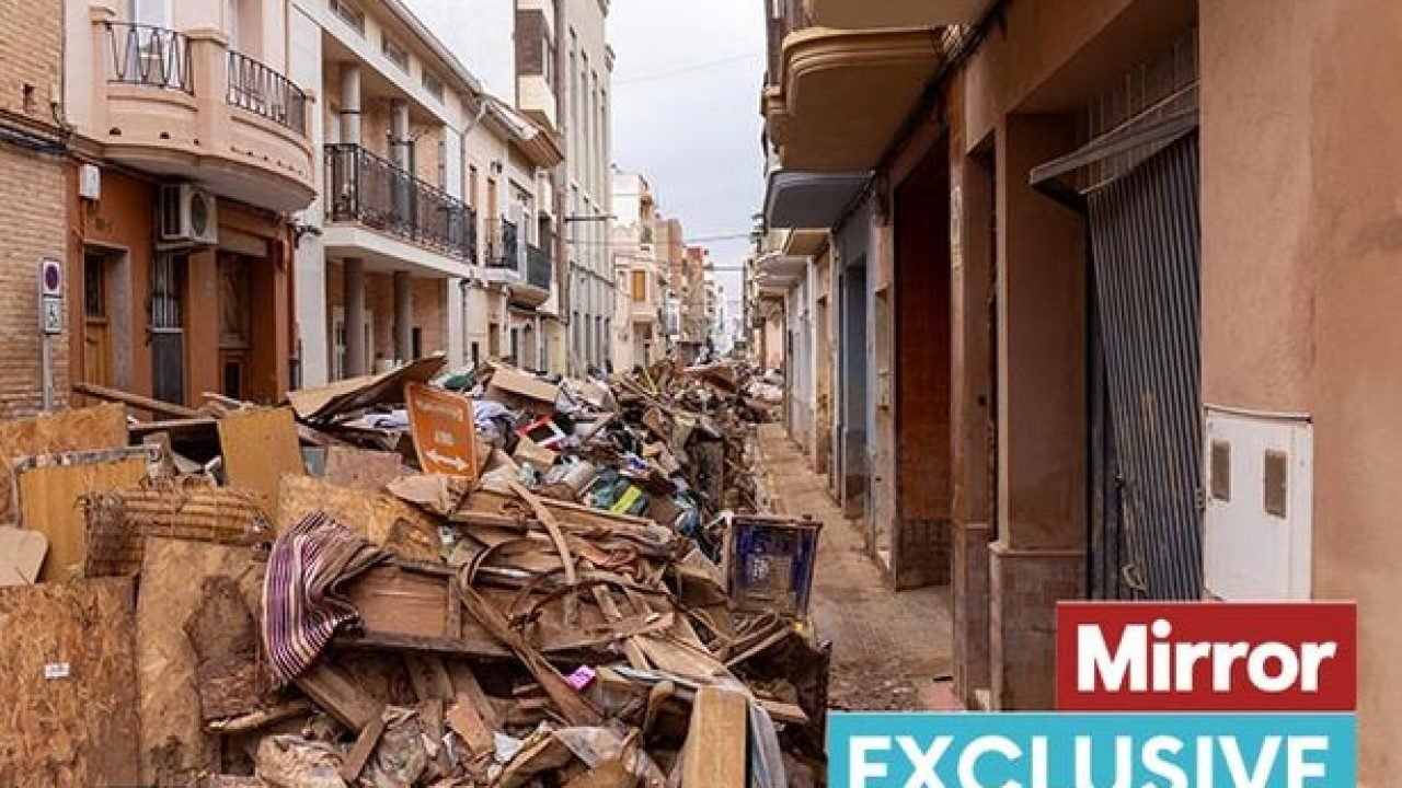 Rescuers continue frantic hunt for 89 still missing in wake of Spanish floods