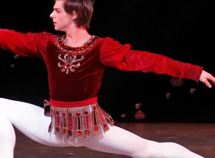 Russian ballet dancer Vladimir Shklyarov, 39, dies in fall from balcony