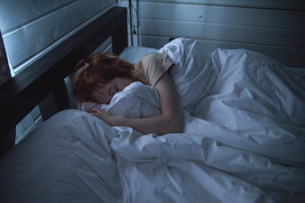 Study finds 46 extra minutes of sleep boosts gratitude and resilience