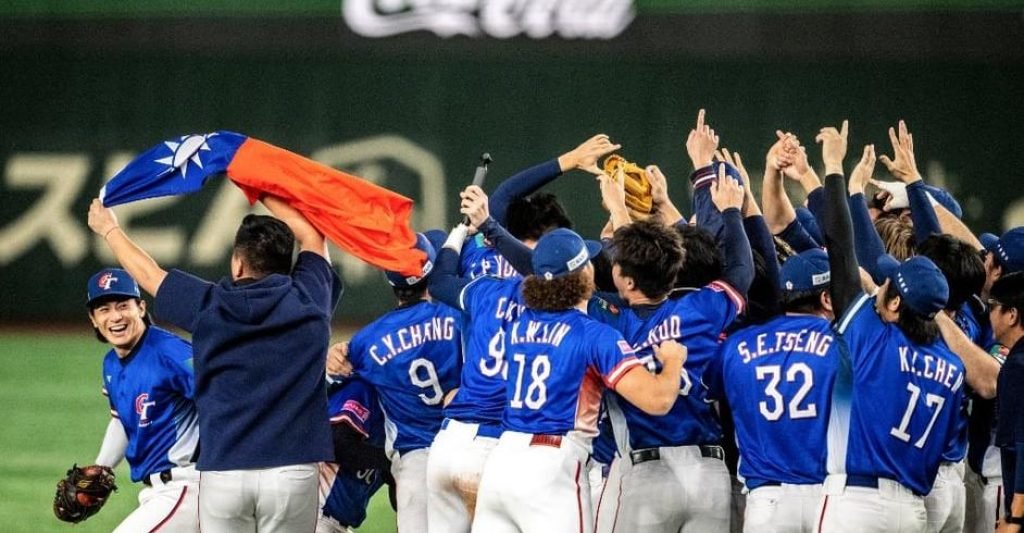 Taiwan deployed four F-16 fighter jets to escort its men’s baseball team back to Taipei on Monday, a day after they won an international tournament in