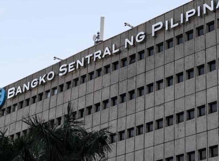 The Bangko Sentral ng Pilipinas (BSP) was urged on Sunday to investigate and impose penalties if found negligent on e-wallet giant GCash amid reports