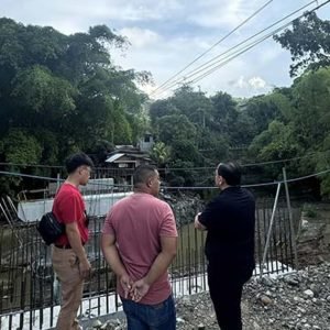 Unfinished bridge endangers motorists