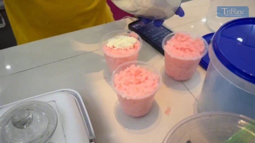 WATCH: The classic Pinoy street 'palamig' or dessert, Ice Scramble, is the start of the show at Oh My Goodies in Ali Mall Cubao. | via Jefferson Ferna