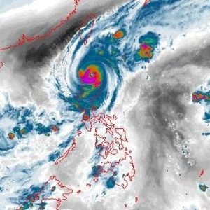 #WeatherAlert: PAGASA says Typhoon Marce (Yinxing) could make another landfall along the coast of northwestern mainland Cagayan on Thursday evening, N