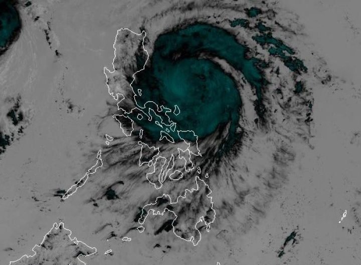 #WeatherAlert: Severe Tropical Storm Nika (Toraji) slightly strengthens early Sunday afternoon, November 10. The entire Metro Manila is already covere