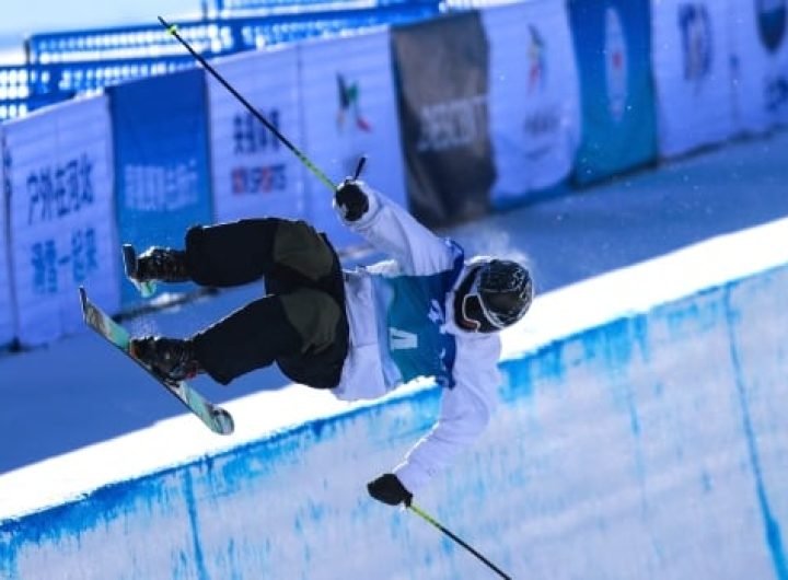 American Nicholas Goepper wins World Cup halfpipe event, Canada's Mackay 4th