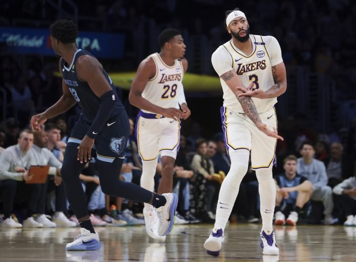 Anthony Davis Lakers beat Grizzlies NBA