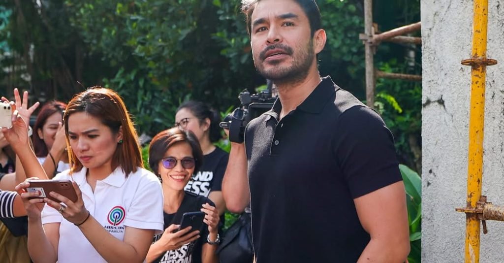 Araullo is not only awarded a total of P2.080 million in damages, his civil case is the first application of the Supreme Court’s earlier decision that