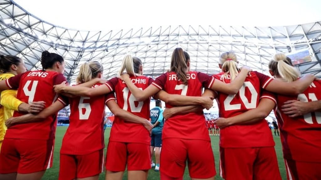 Canadian women finish tumultuous year unchanged at No. 6 in FIFA rankings