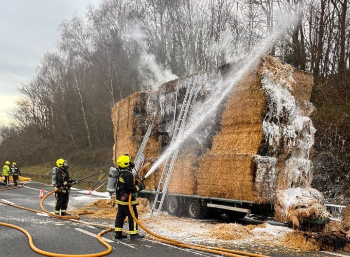 Christmas getaway under threat by 80mph winds as Met Office warns of travel disruption