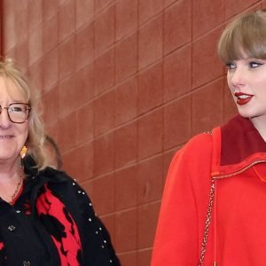 Donna Kelce Is Being Praised For Kinda Lying About Taylor Swift's Thanksgiving Plans