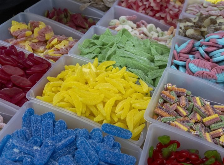 Eating Candy and Cake Linked to Reduced Risk of Heart