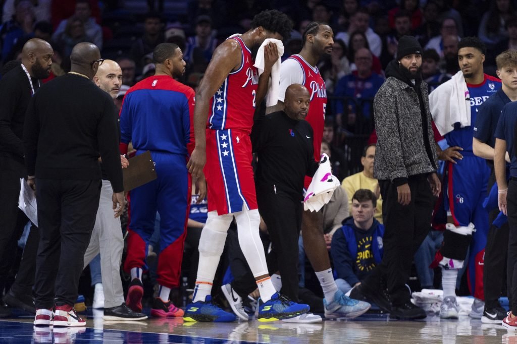 Joel Embiid hit in face 76ers vs Pacers