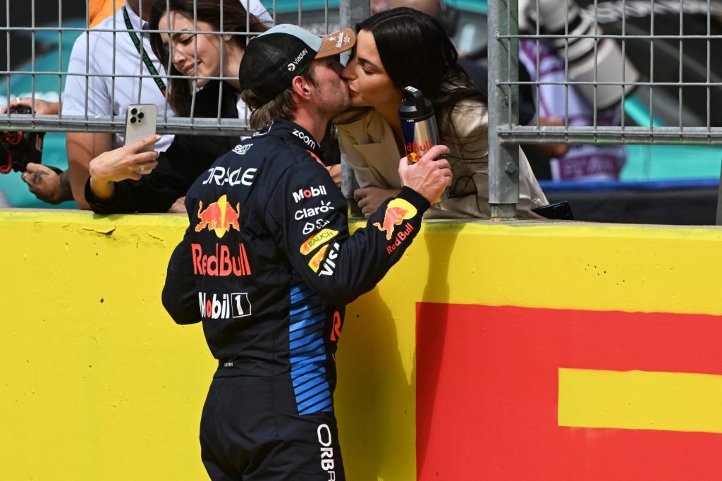 Max Verstappen Kelly Piquet baby pregnancy F1 Formula One