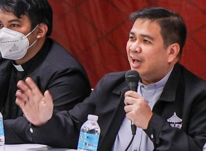 Father Jun Sescon, who was a longtime chaplain of Greenbelt Chapel, once served as private secretary to the late Manila archbishop Jaime Cardinal Sin.