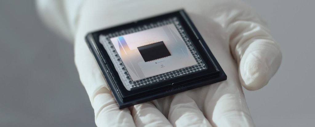 Google's New Chip Could Crack One of Quantum Computing's Biggest Problems : ScienceAlert