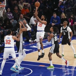 Mikal Bridges Knicks beat Spurs NBA Christmas