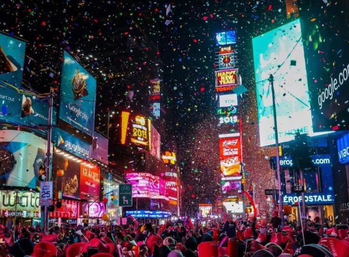 New York City prepares for heavily secured New Year’s eve in Times Square - Drones, dogs, officers deployed