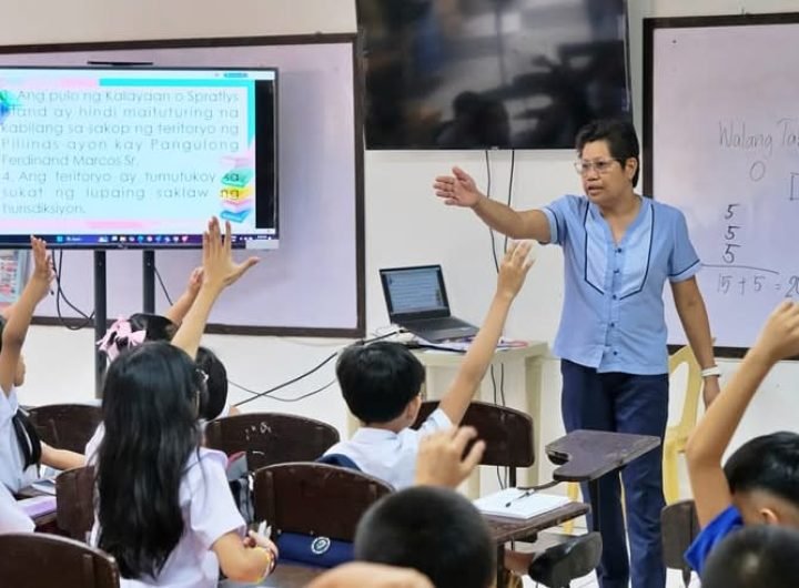 Public school teachers and non-teaching personnel nationwide are set to receive the P20,000 Service Recognition Incentive (SRI) for teaching and non-t