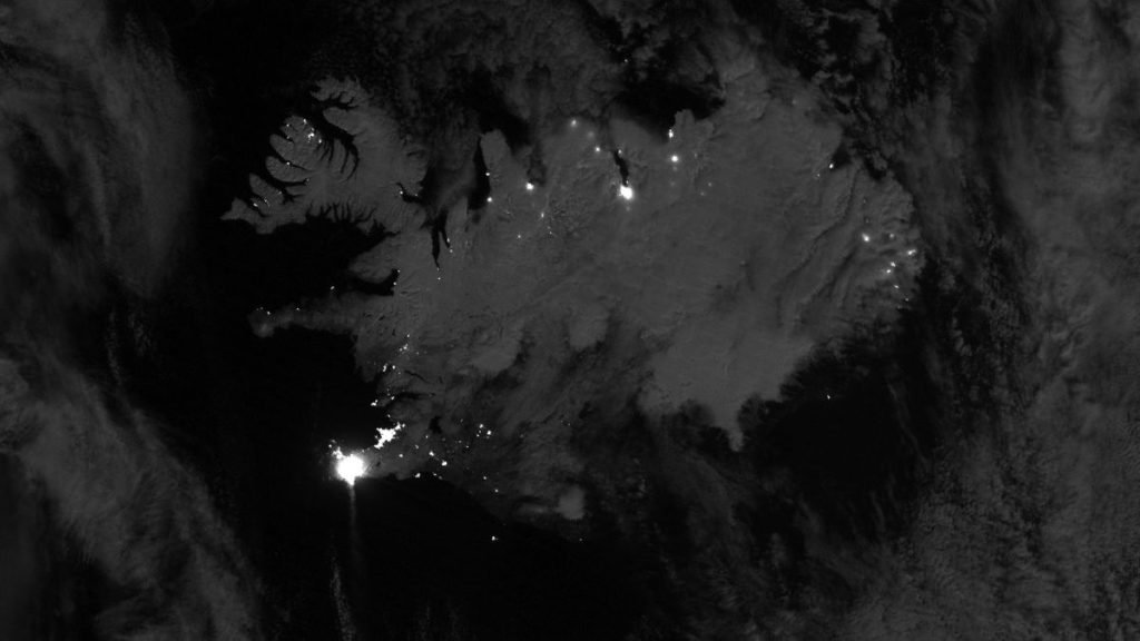 Satellites spy red-hot lava threaten Iceland's Blue Lagoon