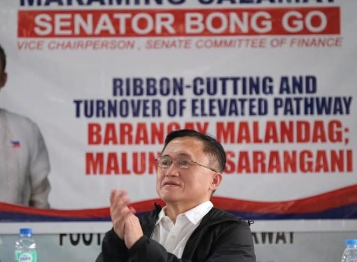 Senator Christopher “Bong” Go led the ribbon-cutting and turnover ceremony of a newly constructed footbridge in Barangay Malandag, Malungon, Sarangani