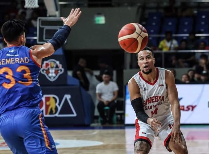 Stephen Holt catches fire in the third quarter as Barangay Ginebra wins its first game in the PBA Commissioner's Cup and denies NLEX a fourth straight