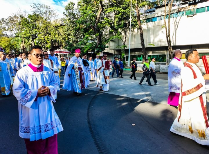 The Archdiocese of Cebu holds a religious procession from the Cebu Provincial Capitol to the Cebu Metropolitan Cathedral on Sunday afternoon, December